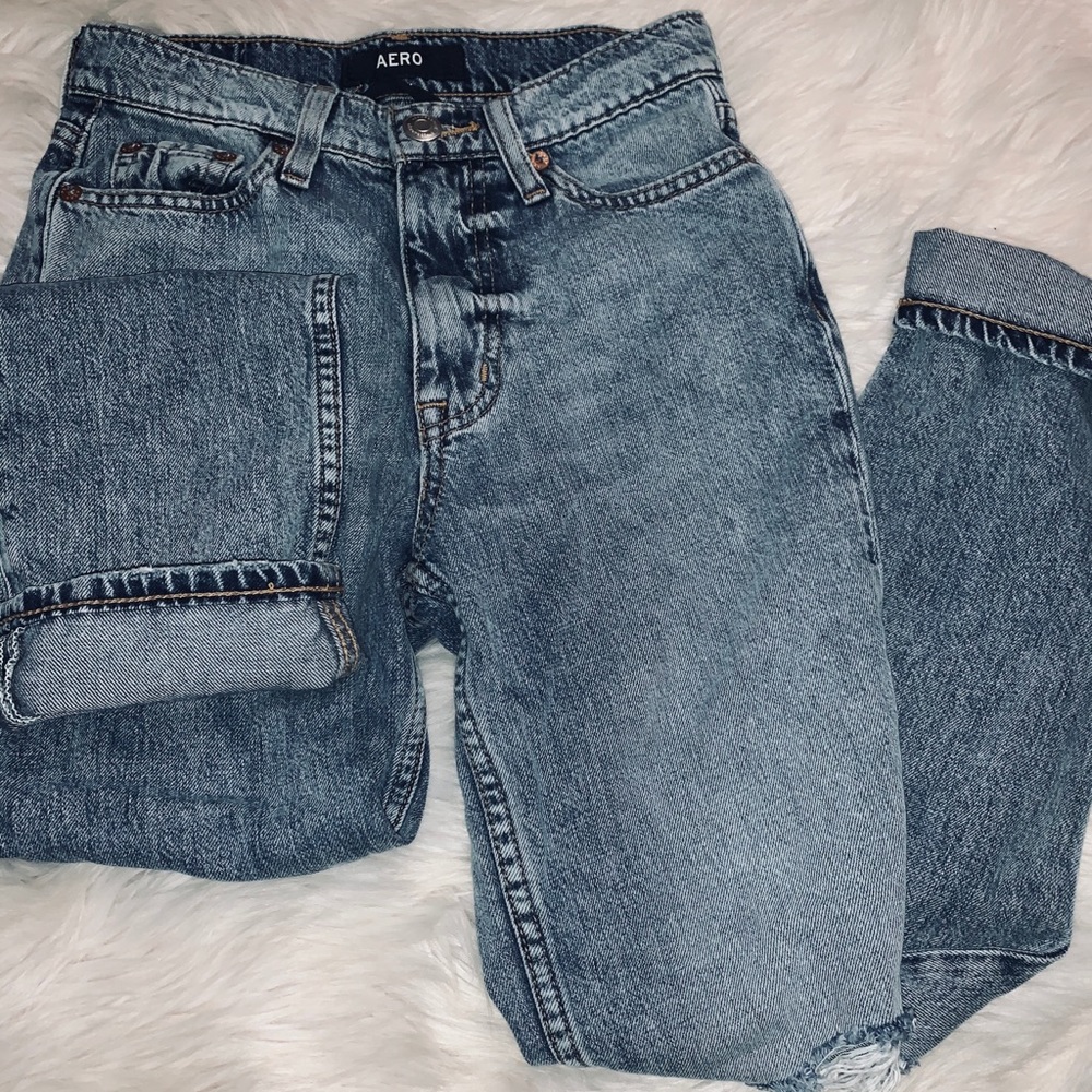Aeropostale Mom Jeans